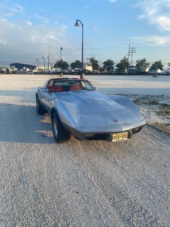 Chevy-corvette-1978-1
