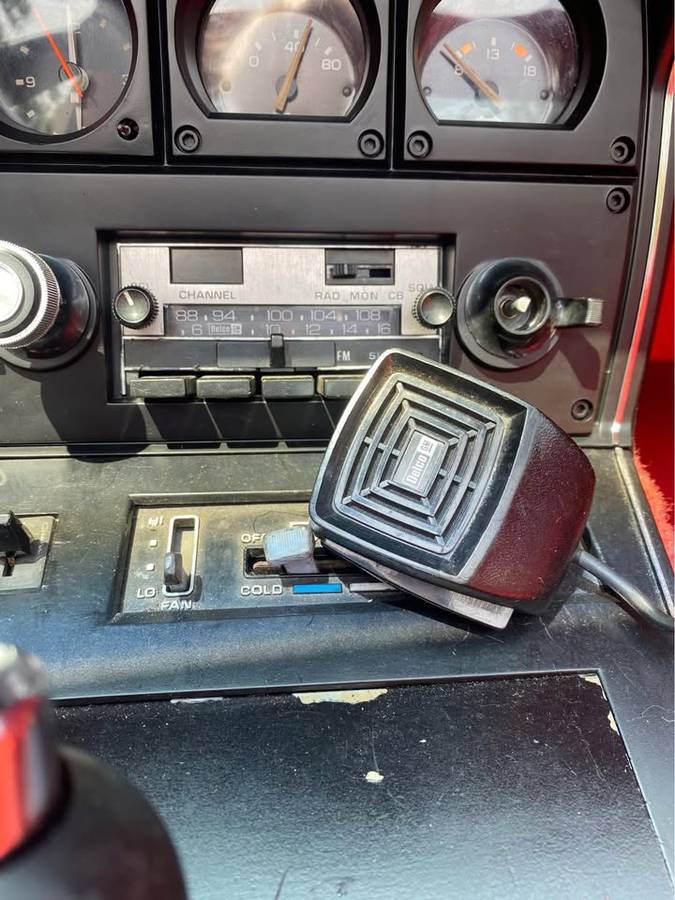 Chevy-corvette-1978-5