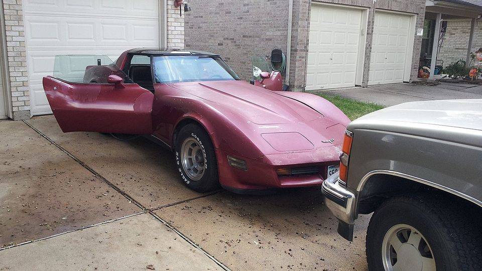 Chevy-corvette-1980-1