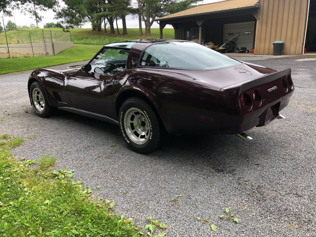 Chevy-corvette-1980-4
