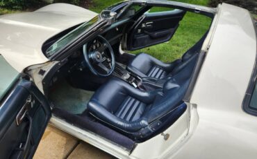 Chevy-corvette-1980-white-4