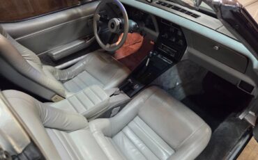 Chevy-corvette-1981-silver-3