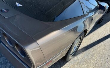Chevy-corvette-1984-brown-3