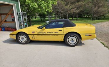 Chevy-corvette-1986-yellow-3