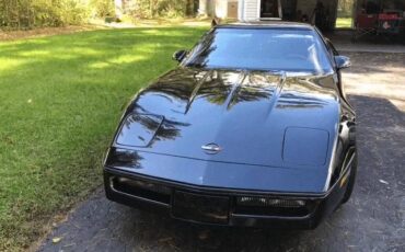 Chevy-corvette-1988-black-1