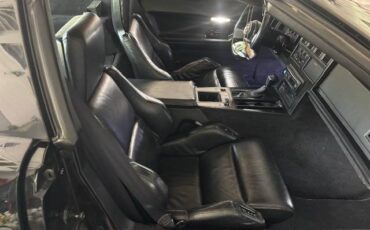 Chevy-corvette-1988-black-5