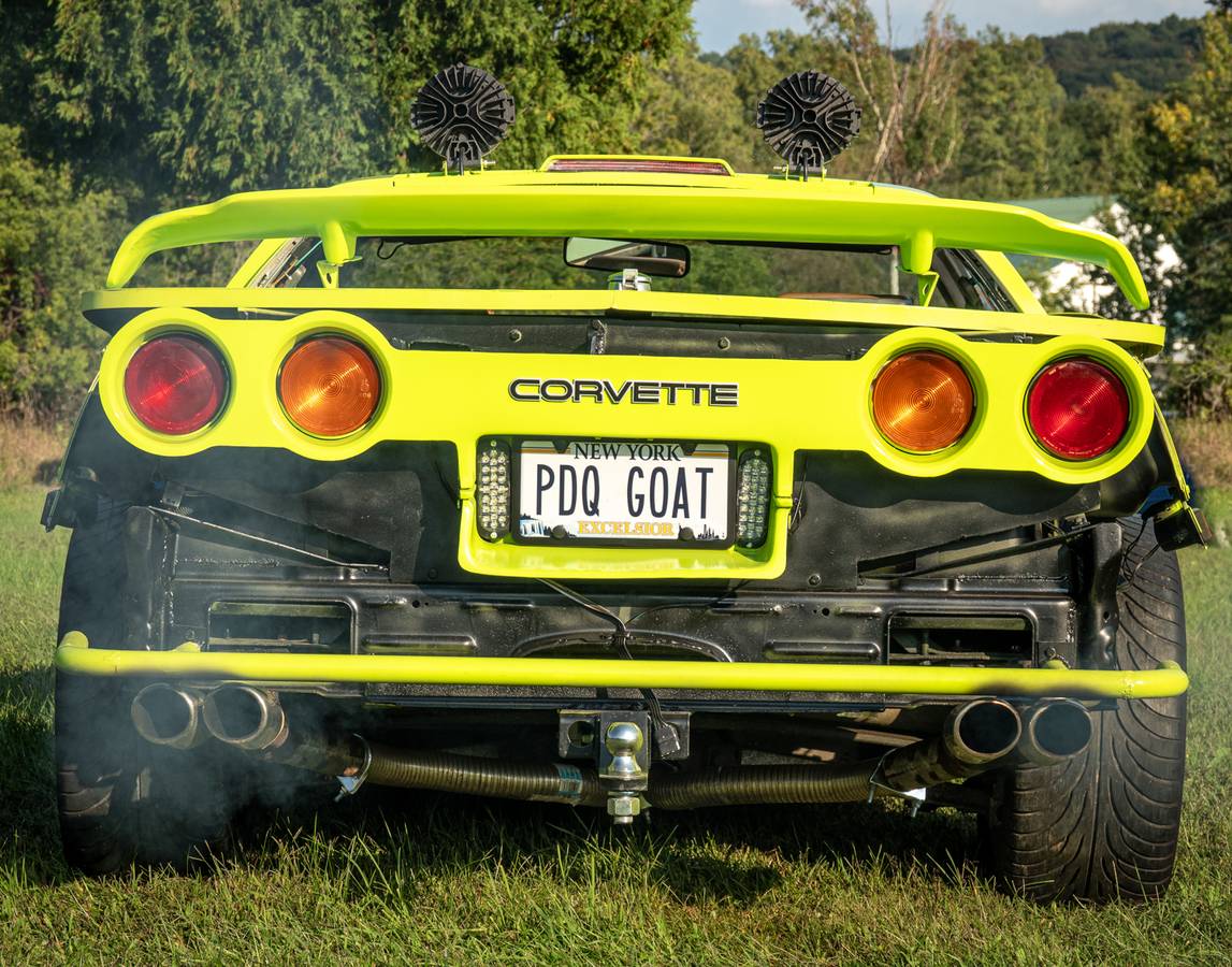Chevy-corvette-1988-green-5