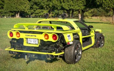 Chevy-corvette-1988-green-7
