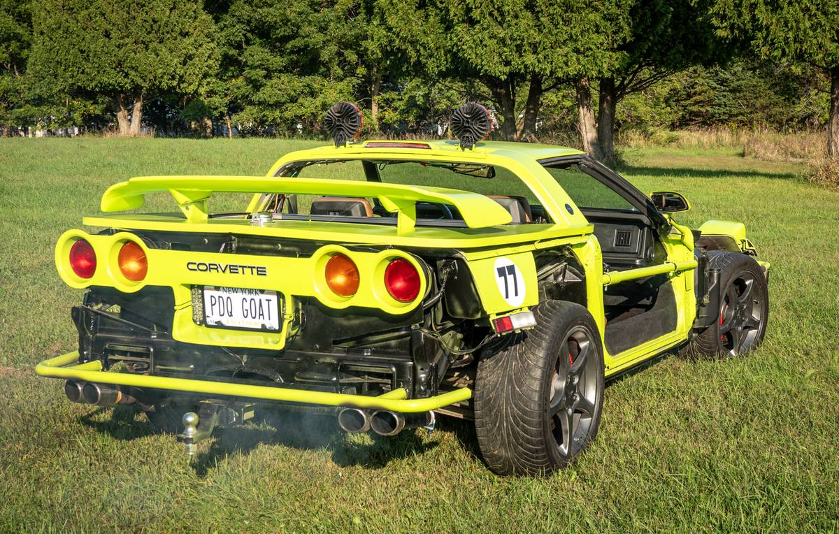 Chevy-corvette-1988-green-7