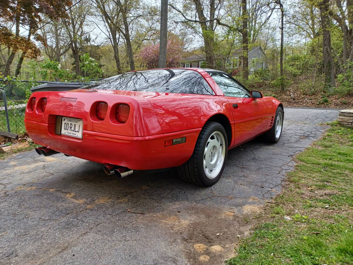 Chevy-corvette-1991-red-2