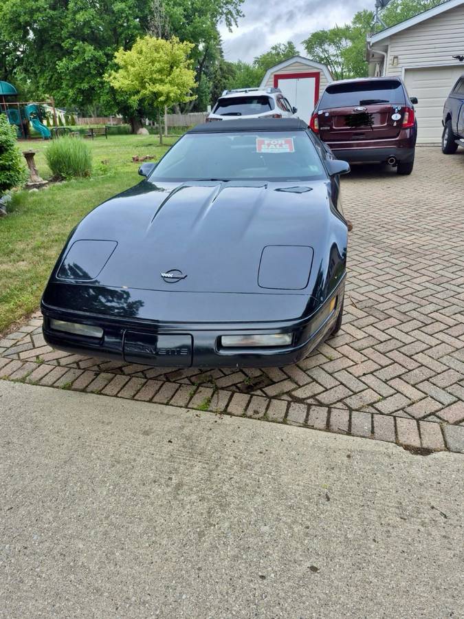 Chevy-corvette-1992-black-2