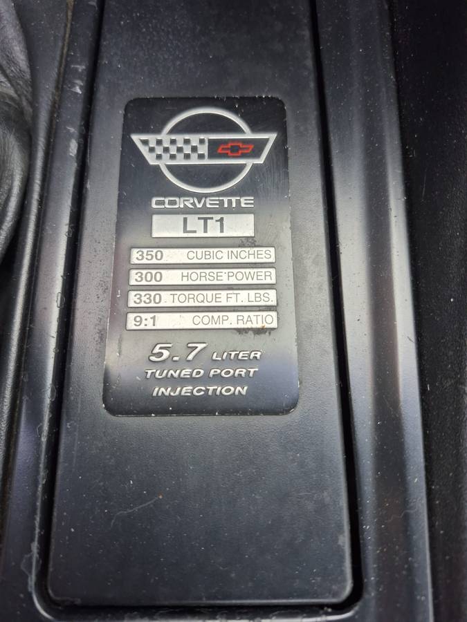 Chevy-corvette-1992-black-3