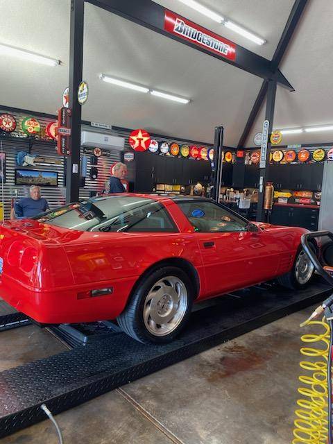 Chevy-corvette-1993-3