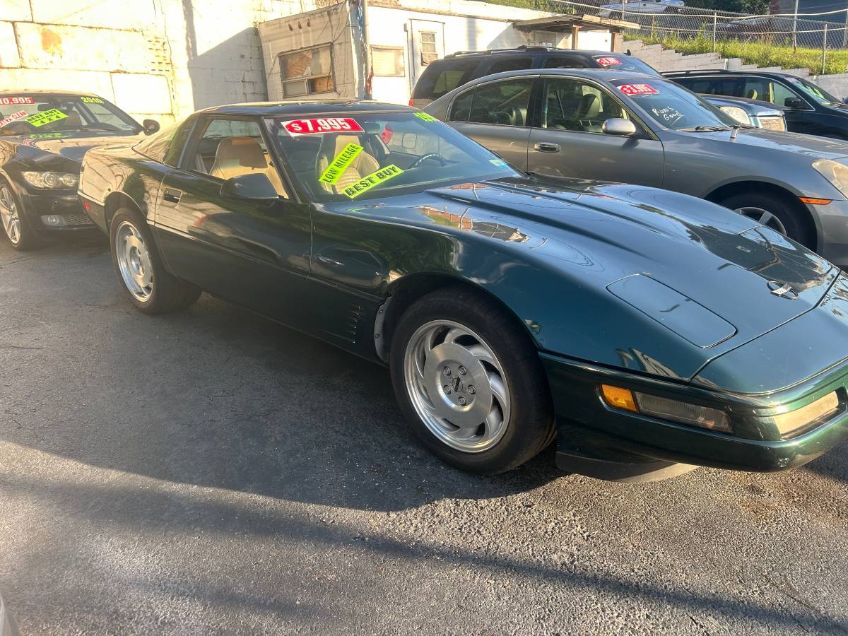 Chevy-corvette-1995-green-8