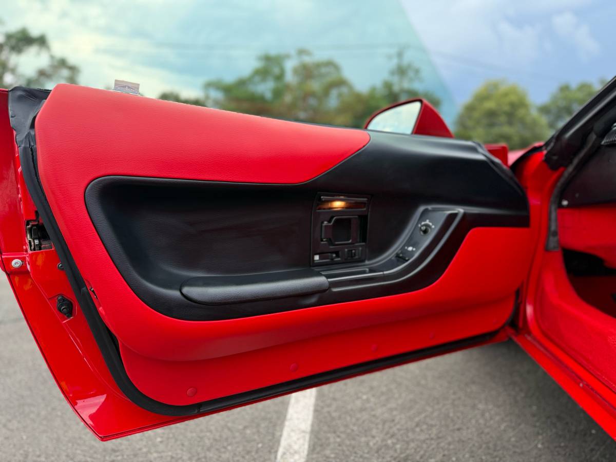 Chevy-corvette-1995-red-12