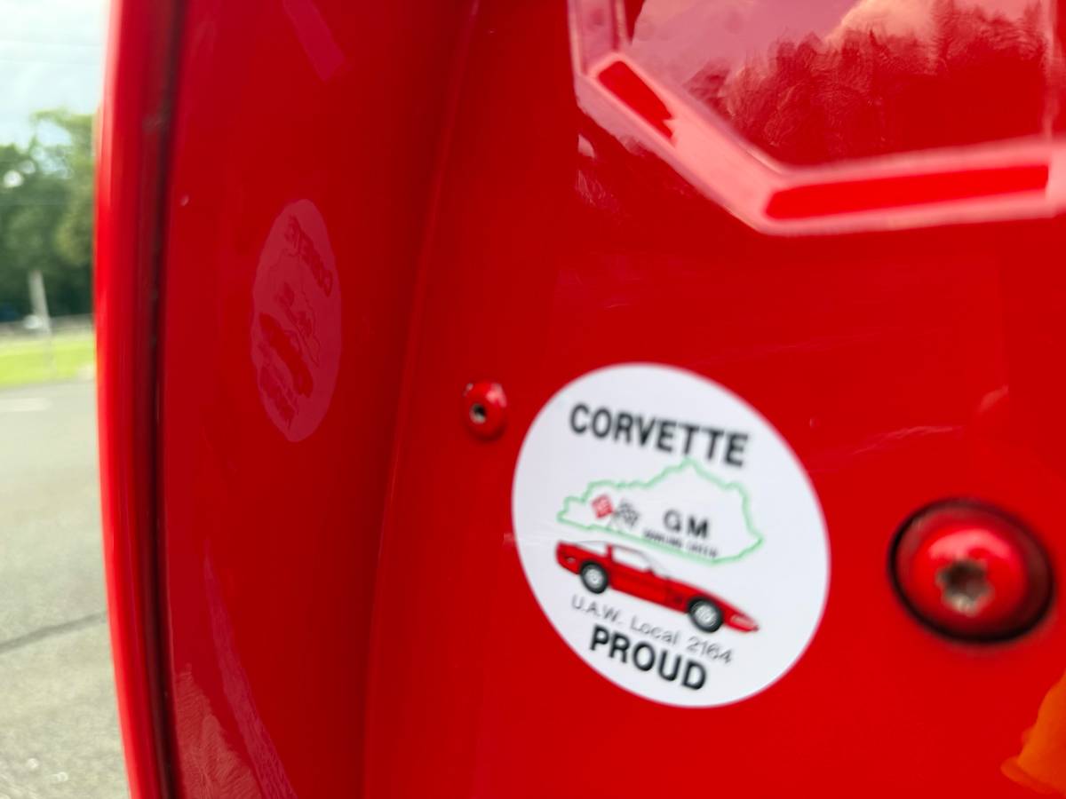 Chevy-corvette-1995-red-19