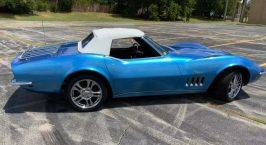Chevy-corvette-convertible-1969-blue-19