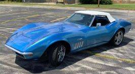 Chevy-corvette-convertible-1969-blue