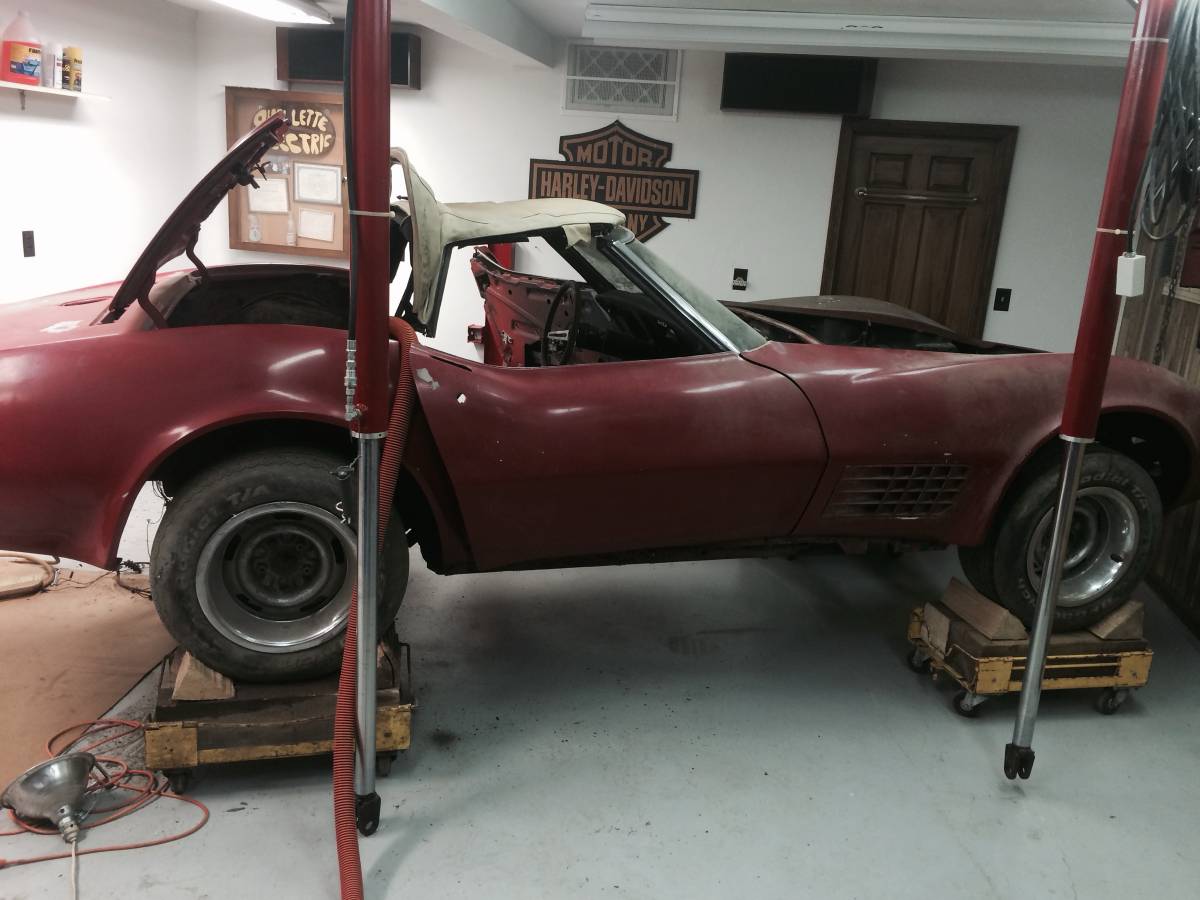 Chevy-corvette-convertible-1970-2