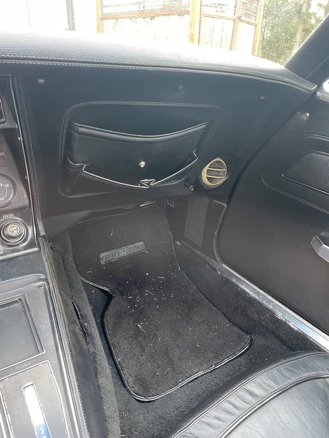 Chevy-corvette-convertible-1974-10