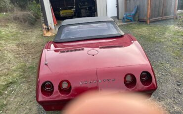 Chevy-corvette-convertible-1974