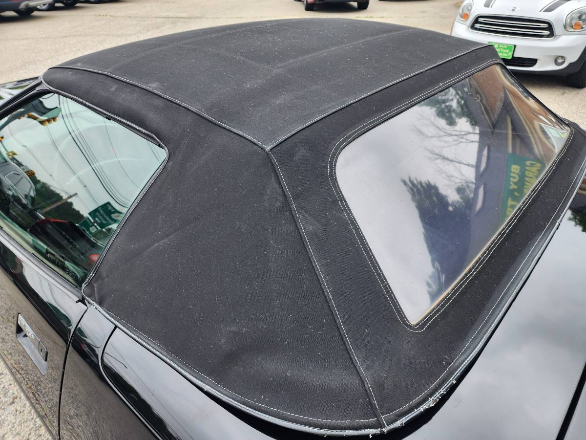Chevy-corvette-convertible-1991-black-19