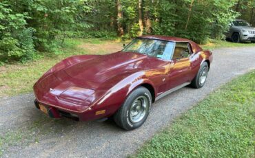 Chevy-corvette-coupe-1977-custom