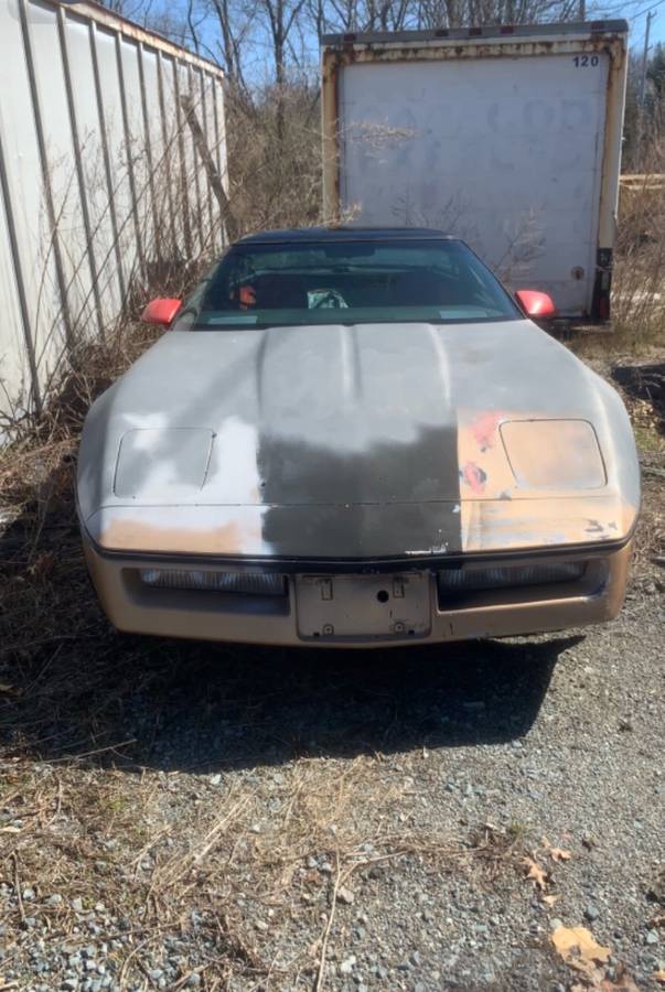 Chevy-corvette-coupe-1984-custom-11