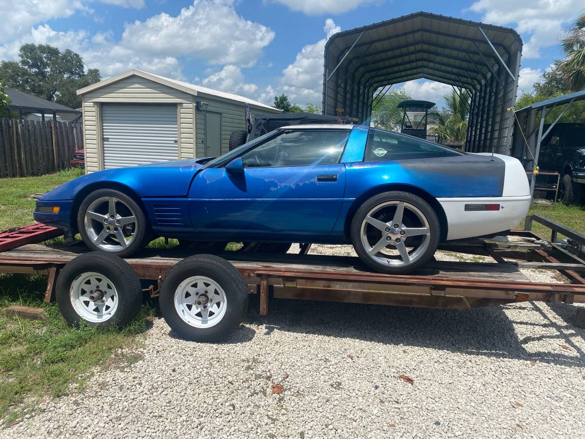 Chevy-corvette-coupe-1992-blue-12