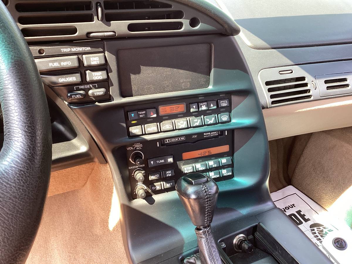 Chevy-corvette-coupe-1995-7