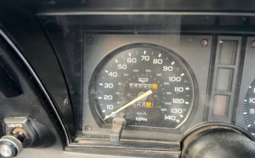 Chevy-corvette-l-82-1979-black