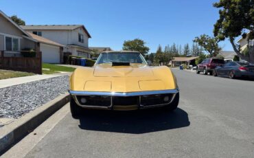 Chevy-corvette-stingray-1969-custom-10