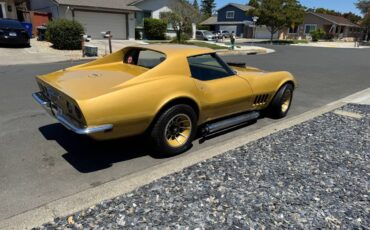 Chevy-corvette-stingray-1969-custom-12