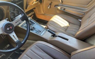 Chevy-corvette-stingray-1969-custom-16