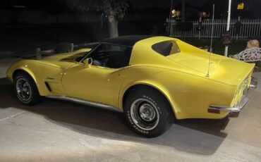 Chevy-corvette-stingray-1973-yellow-1