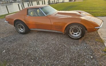 Chevy-corvette-stingray-coupe-1972-orange-4