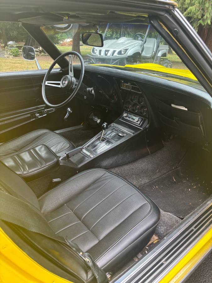 Chevy-corvette-stingray-coupe-1974-yellow-6