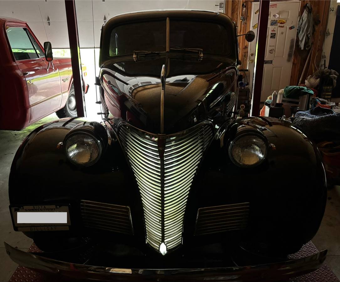 Chevy-coupe-1939-black-2
