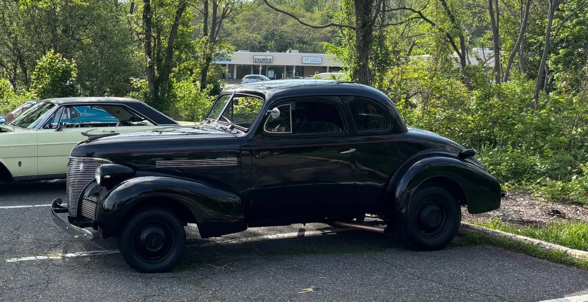 Chevy-coupe-1939-black-3
