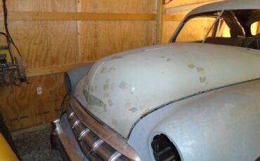 Chevy-coupe-1952-grey-2