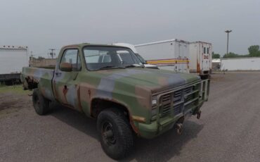 Chevy-cucv-diesel-1985-green-1