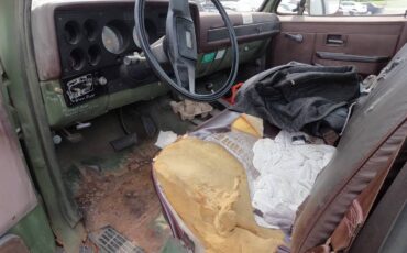 Chevy-cucv-diesel-1985-green-5