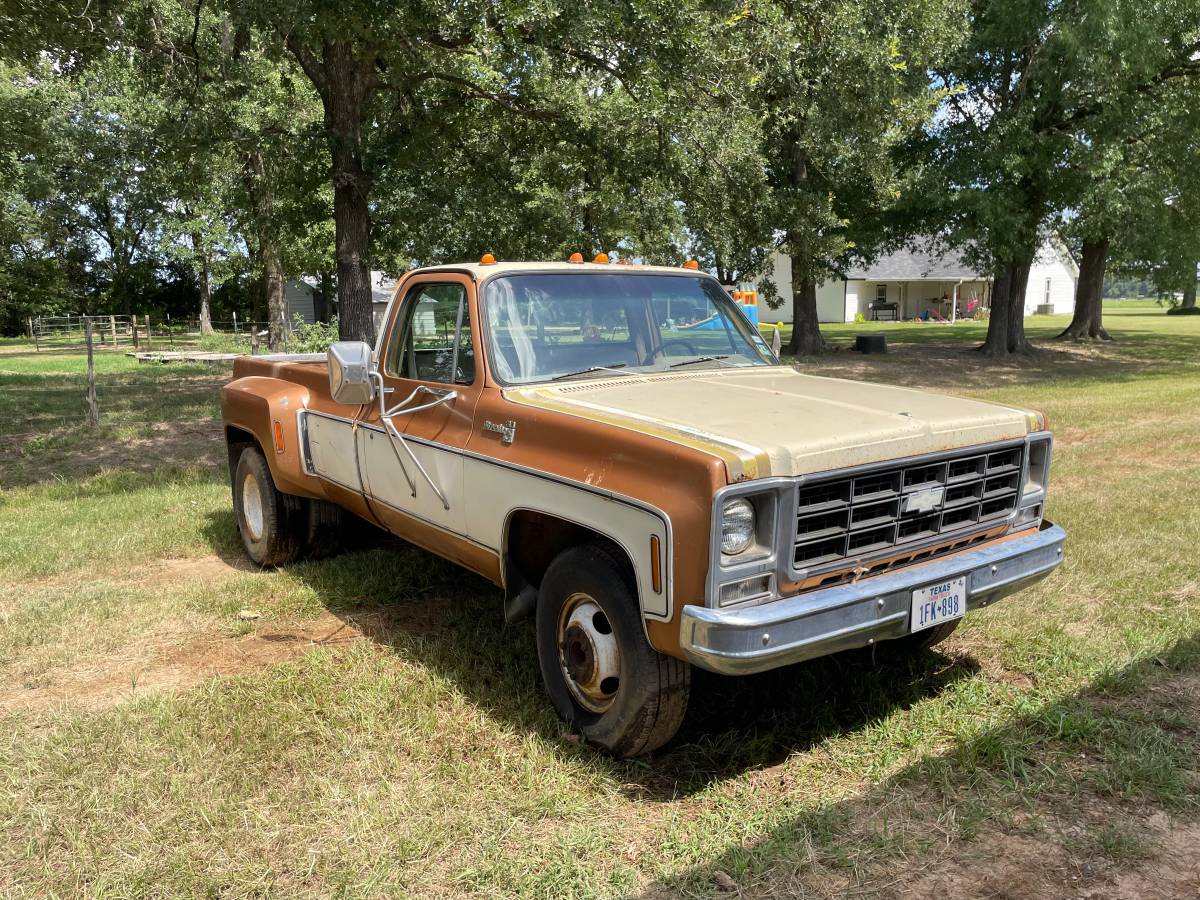 Chevy-custom-1979-brown-4
