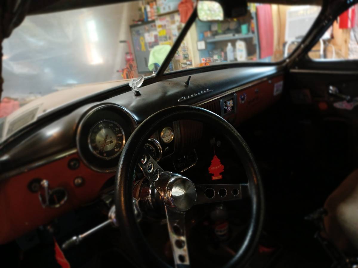 Chevy-deluxe-1949-20