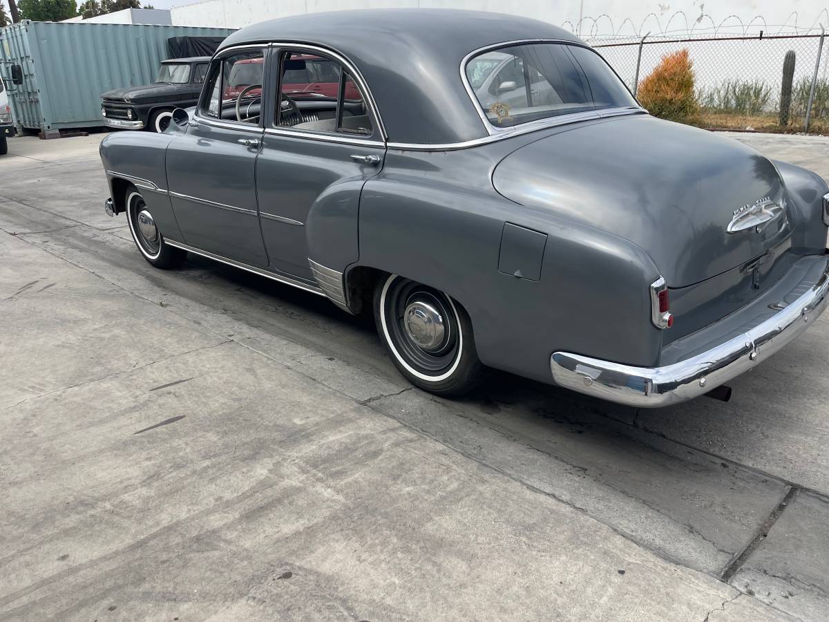 Chevy-deluxe-1951-1