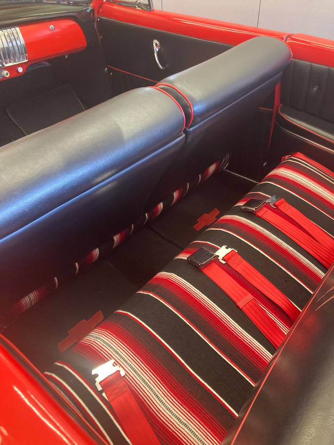 Chevy-deluxe-1952-red-11