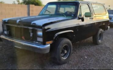 Chevy-diesel-1985-black-10