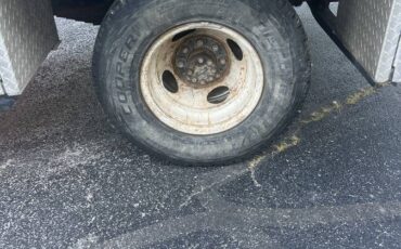 Chevy-diesel-1989-red-2