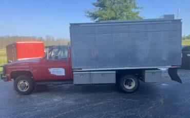 Chevy-diesel-1989-red