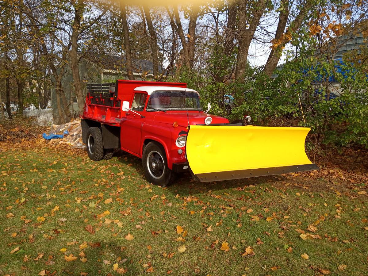 Chevy-dump-truck-1955-red-21